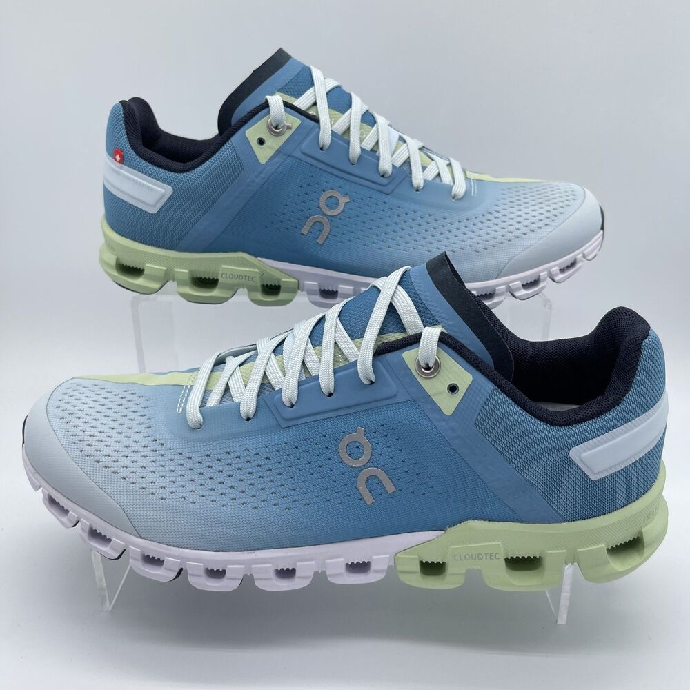 On Running | On Cloud | Cloudflow 3.0 | 35.99033 | Women's 9 | NEW